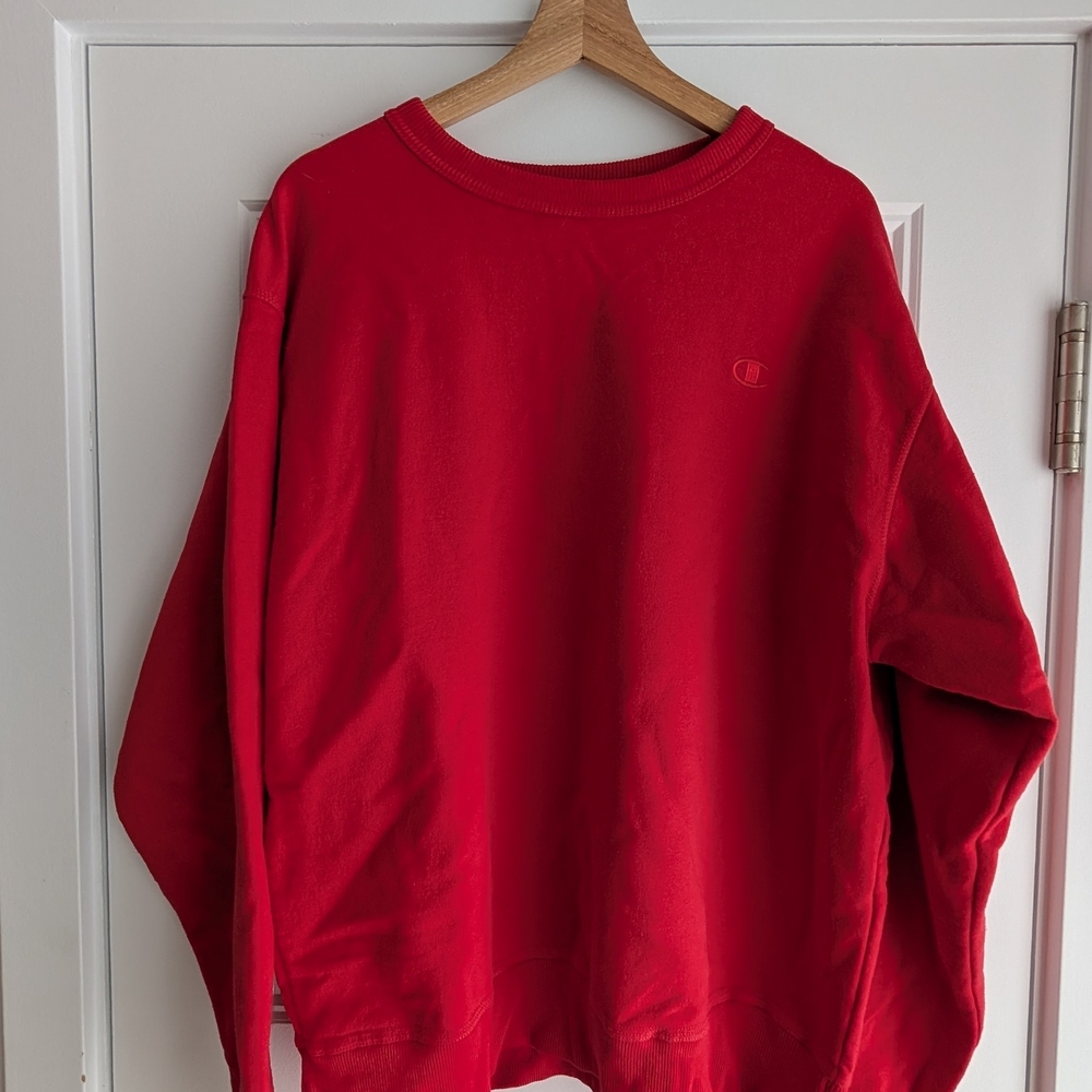 Champion Men's Crewneck Sweatshirt in Red
